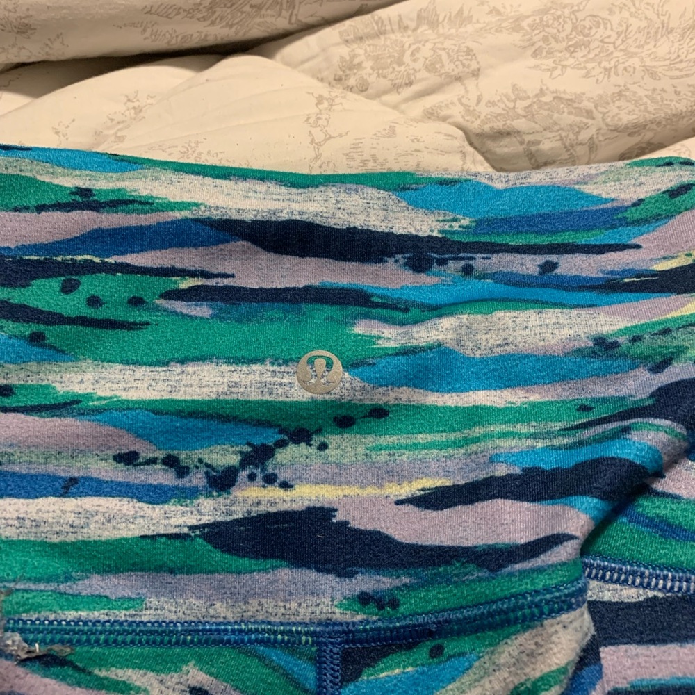 Lululemon Multicolor Patterned Leggings sizes